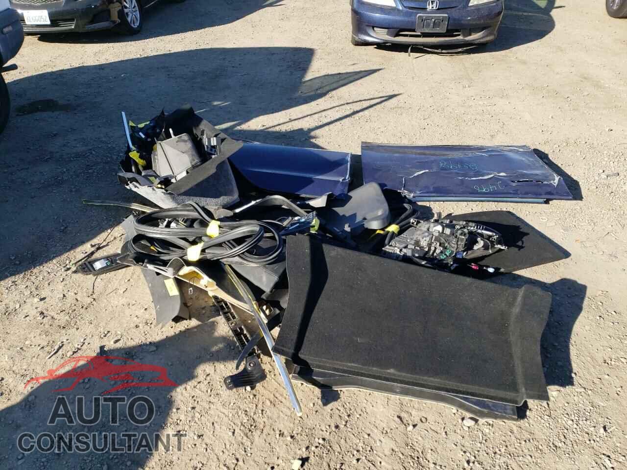 TESLA MODEL 3 2019 - 5YJ3E1EB9KF389966