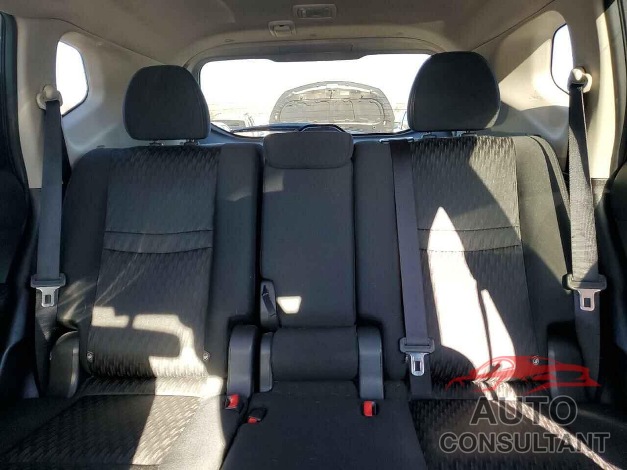 NISSAN ROGUE 2018 - KNMAT2MT3JP503249