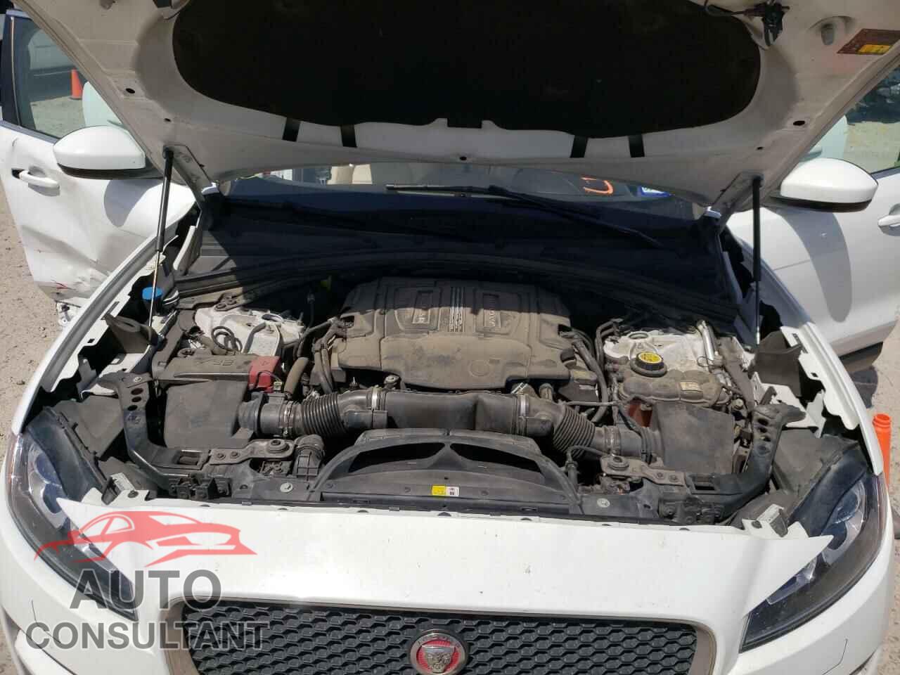 JAGUAR F-PACE 2017 - SADCK2BV9HA072630