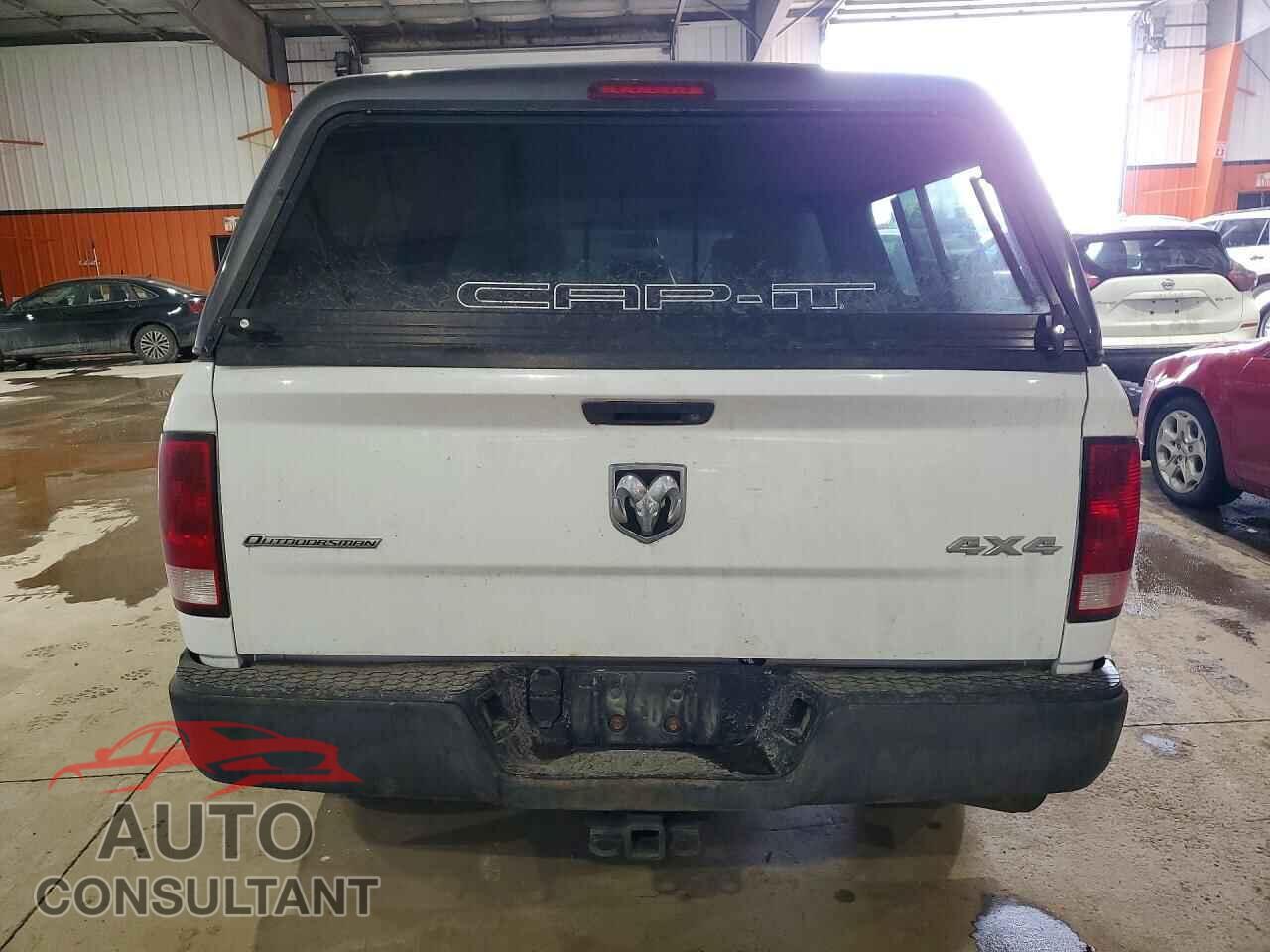 DODGE RAM 1500 2012 - 1C6RD7LT7CS266738