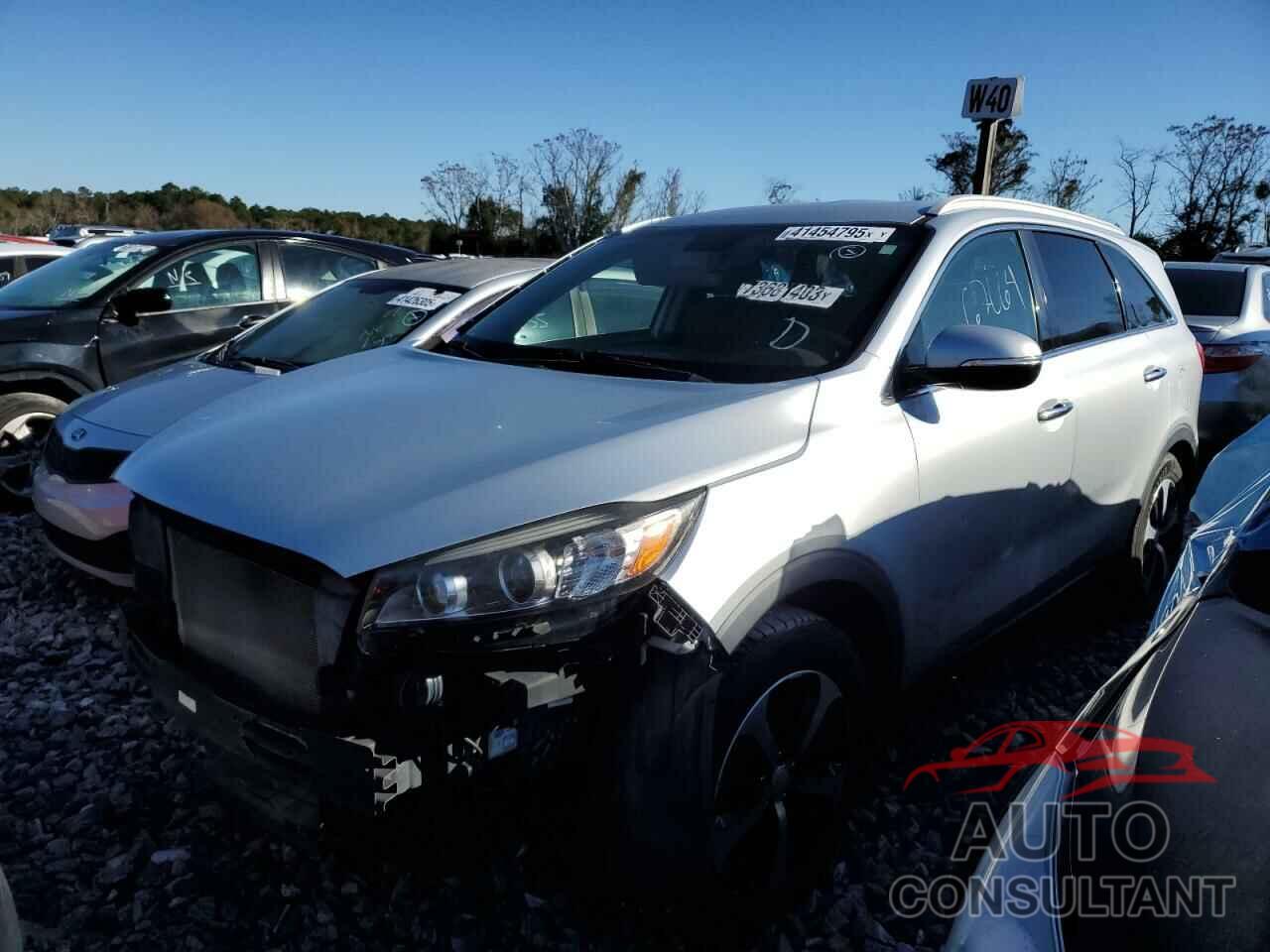 KIA SORENTO 2017 - 5XYPH4A59HG229579