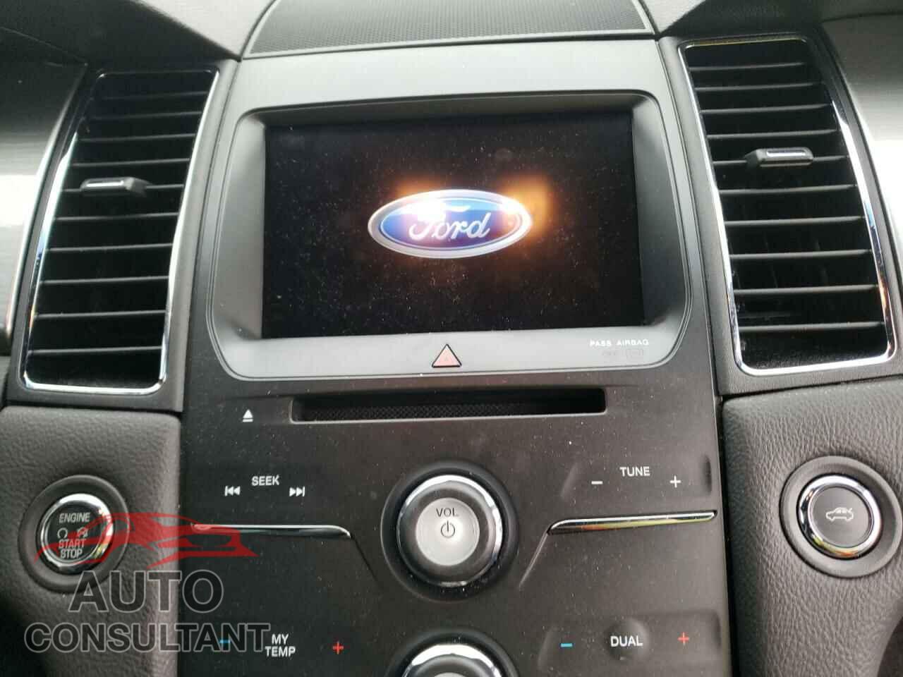 FORD TAURUS 2017 - 1FAHP2H88HG128497