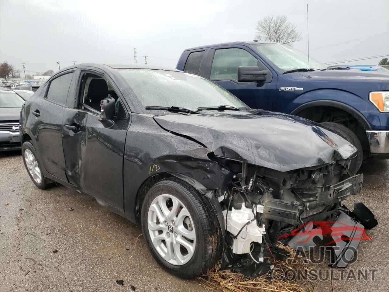 TOYOTA YARIS 2017 - 3MYDLBYV2HY155785