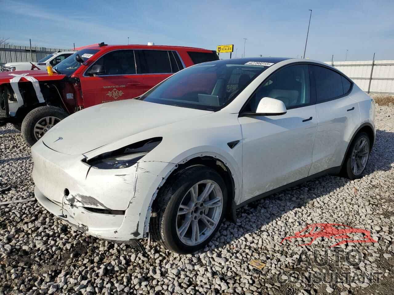 TESLA MODEL Y 2023 - 7SAYGDEE2PF668360