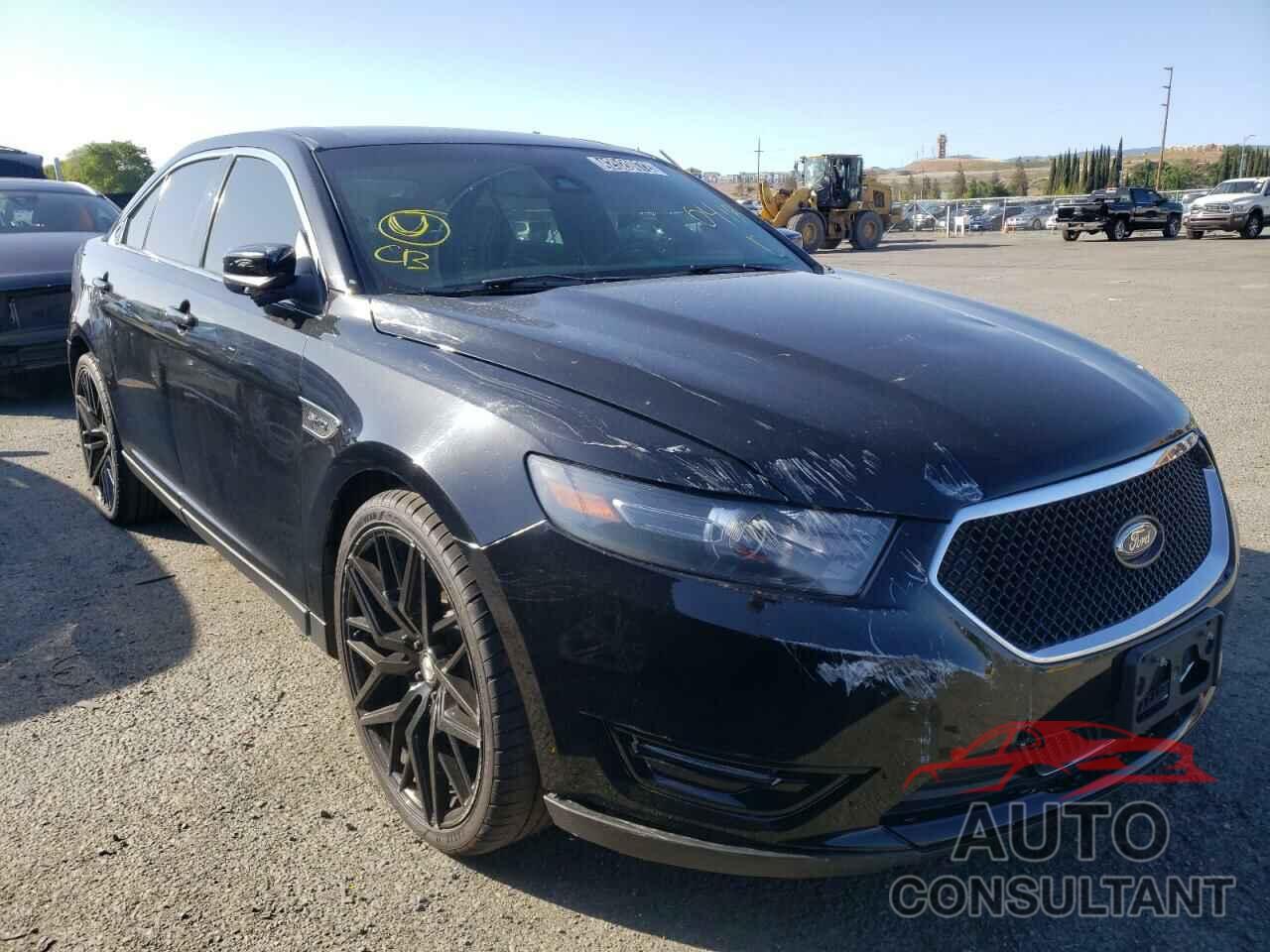 FORD TAURUS 2018 - 1FAHP2KT6JG123608