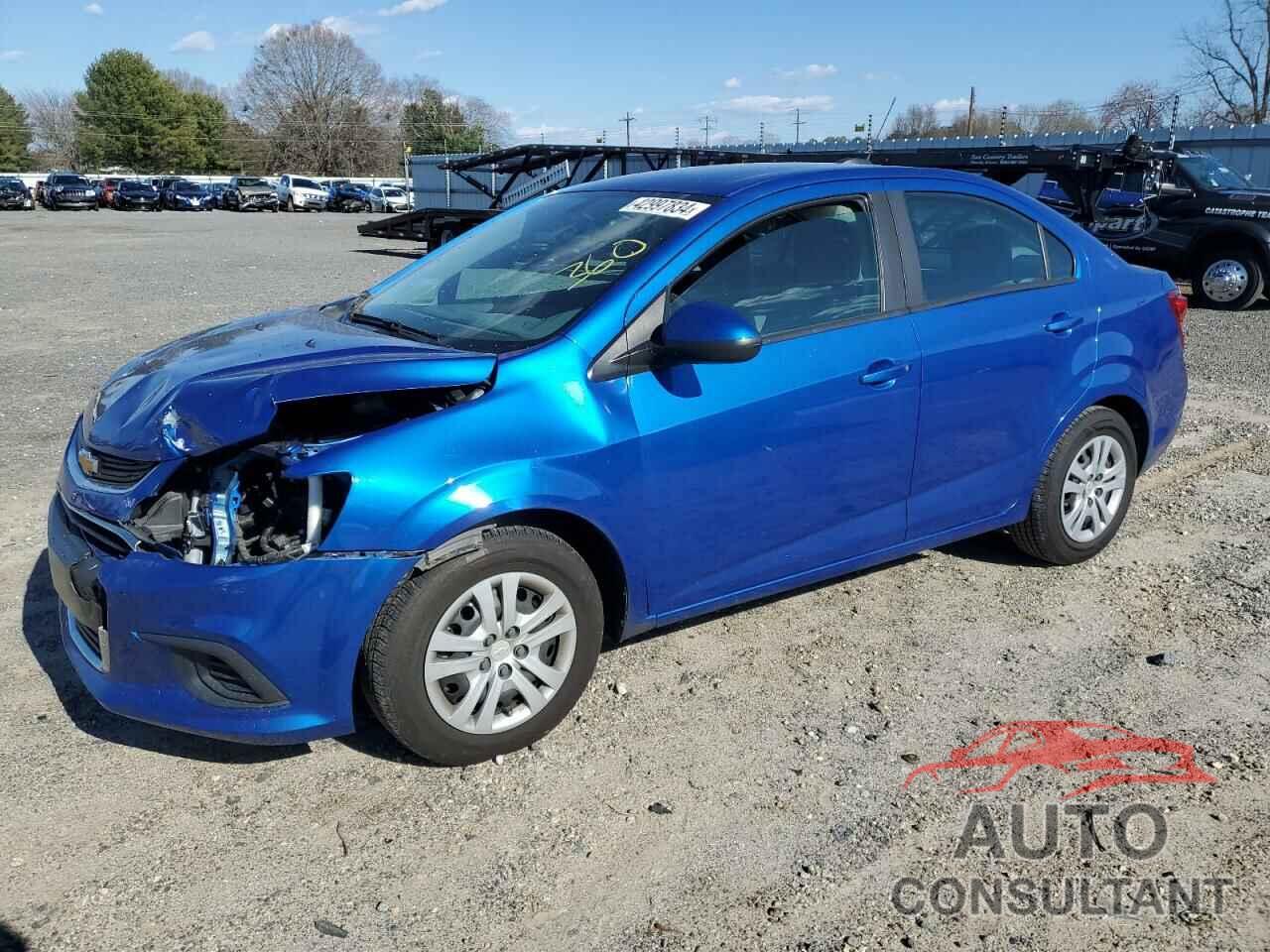 CHEVROLET SONIC 2019 - 1G1JB5SB5K4137045