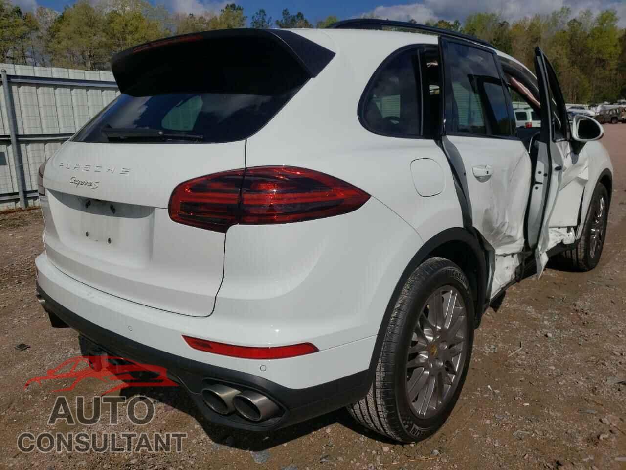 PORSCHE CAYENNE 2017 - WP1AB2A29HLA52097