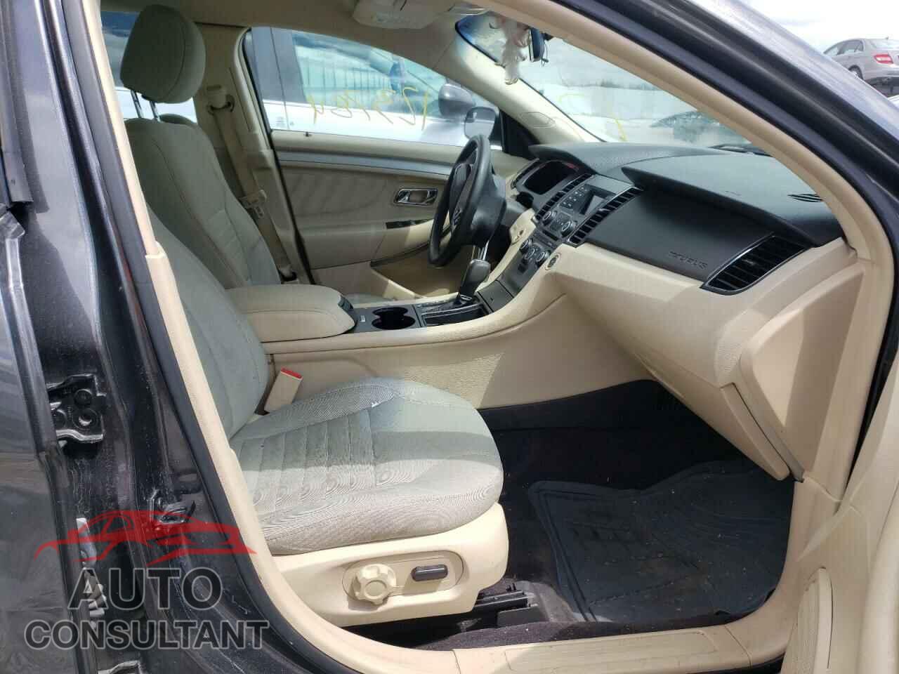FORD TAURUS 2017 - 1FAHP2D80HG138849