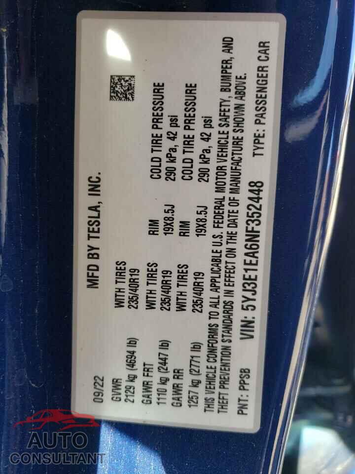 TESLA MODEL 3 2022 - 5YJ3E1EA6NF352448