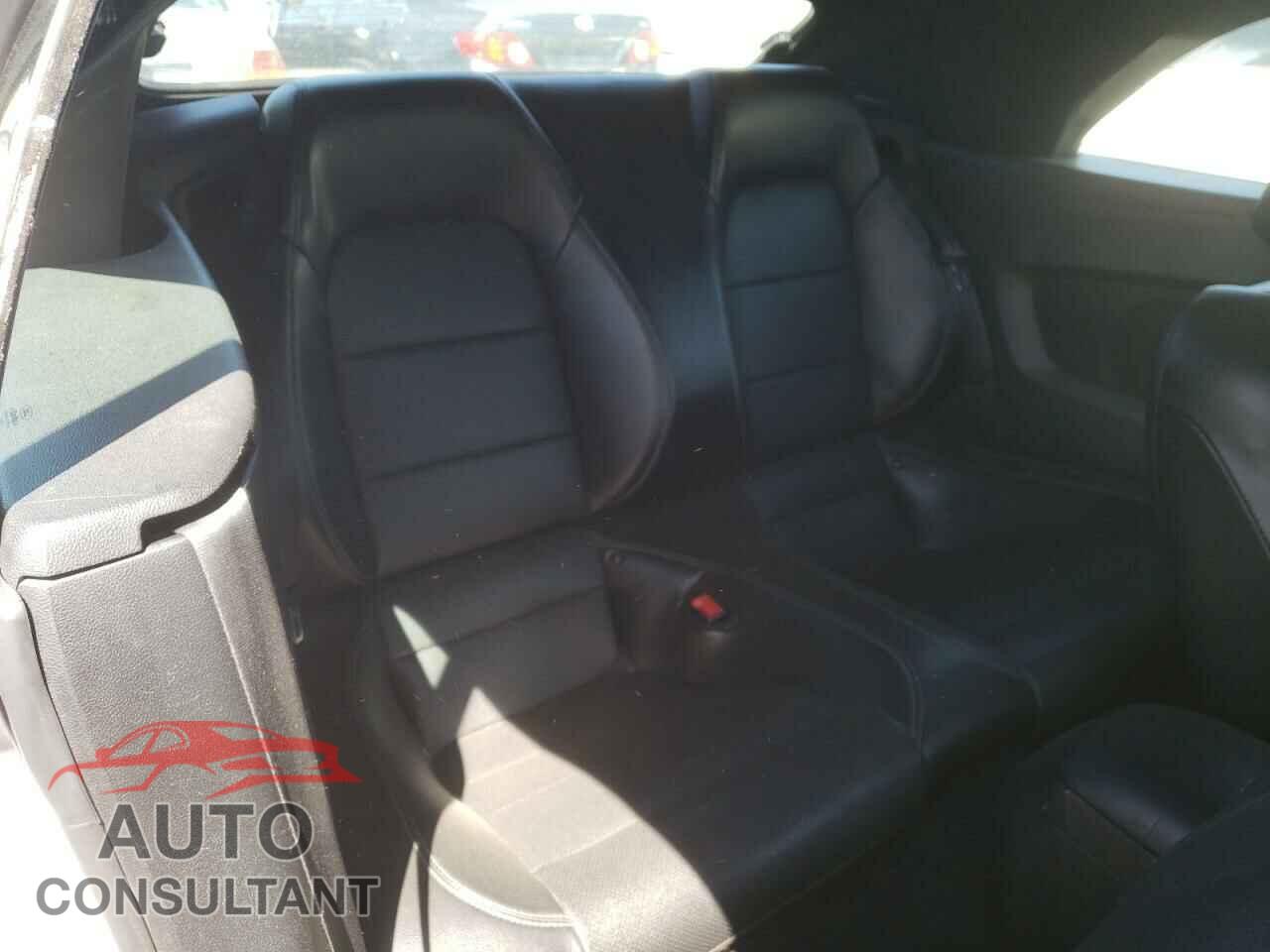 FORD MUSTANG 2020 - 1FATP8UH2L5135047