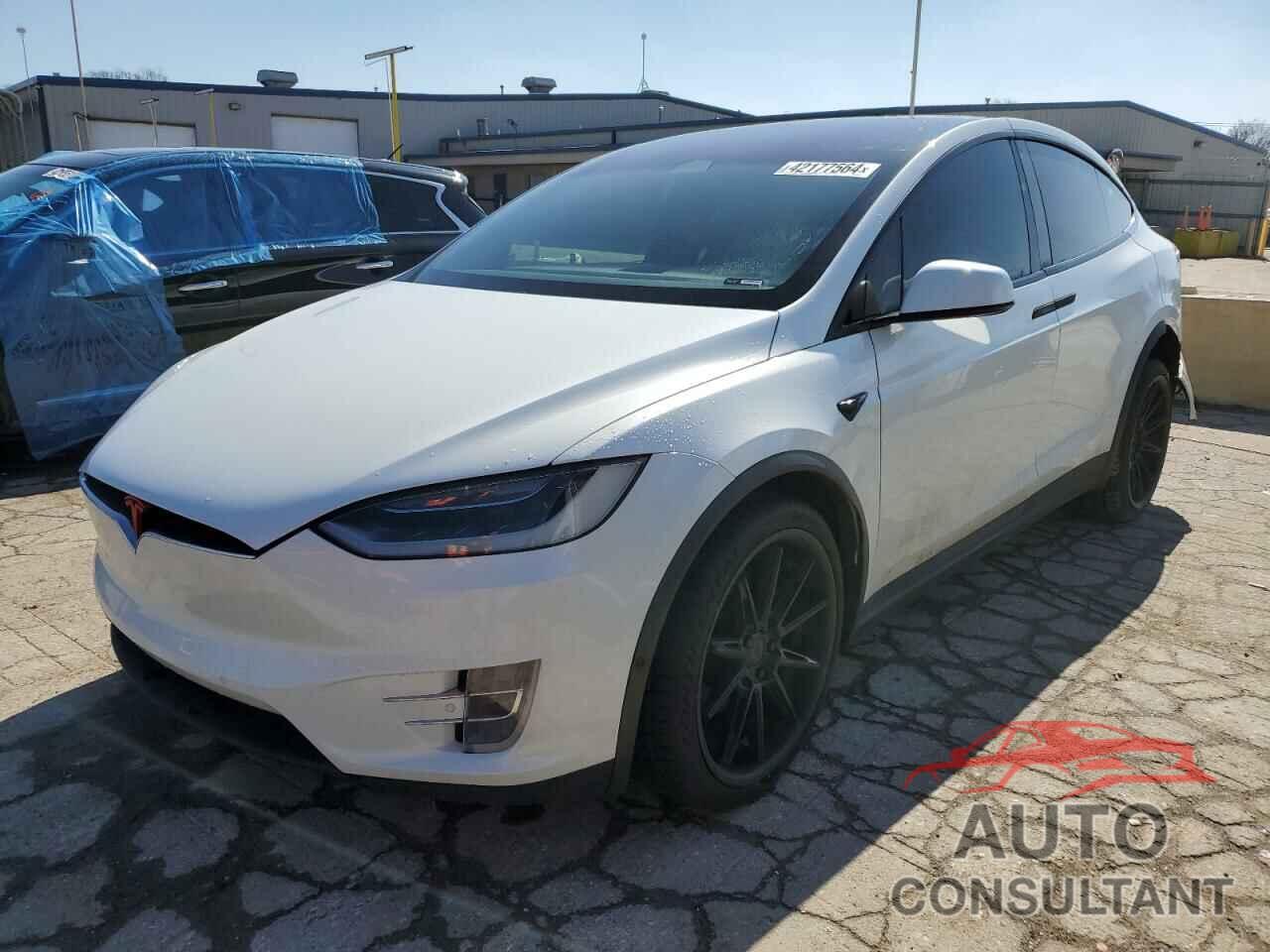 TESLA MODEL X 2016 - 5YJXCBE26GF027792