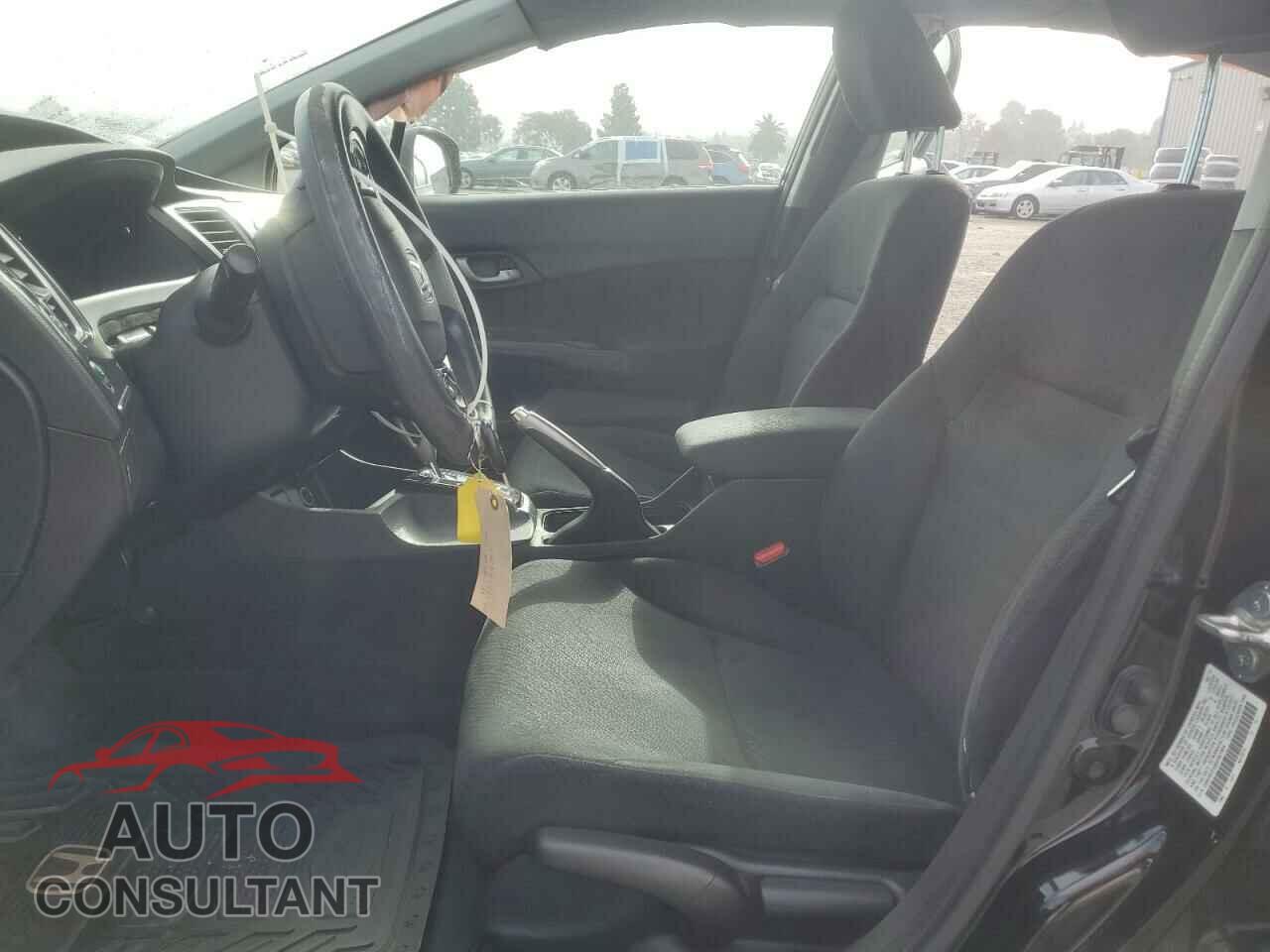 HONDA CIVIC 2013 - 2HGFB2F50DH561904