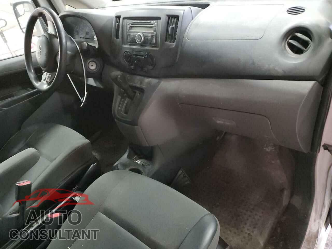 CHEVROLET EXPRESS 2015 - 3N63M0YN2FK703552