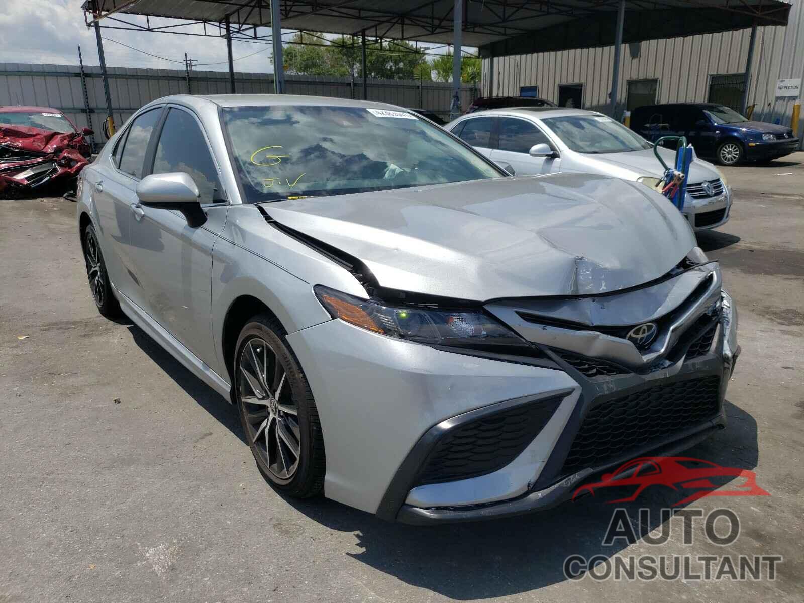 TOYOTA CAMRY 2021 - 4T1G11AK7MU406353