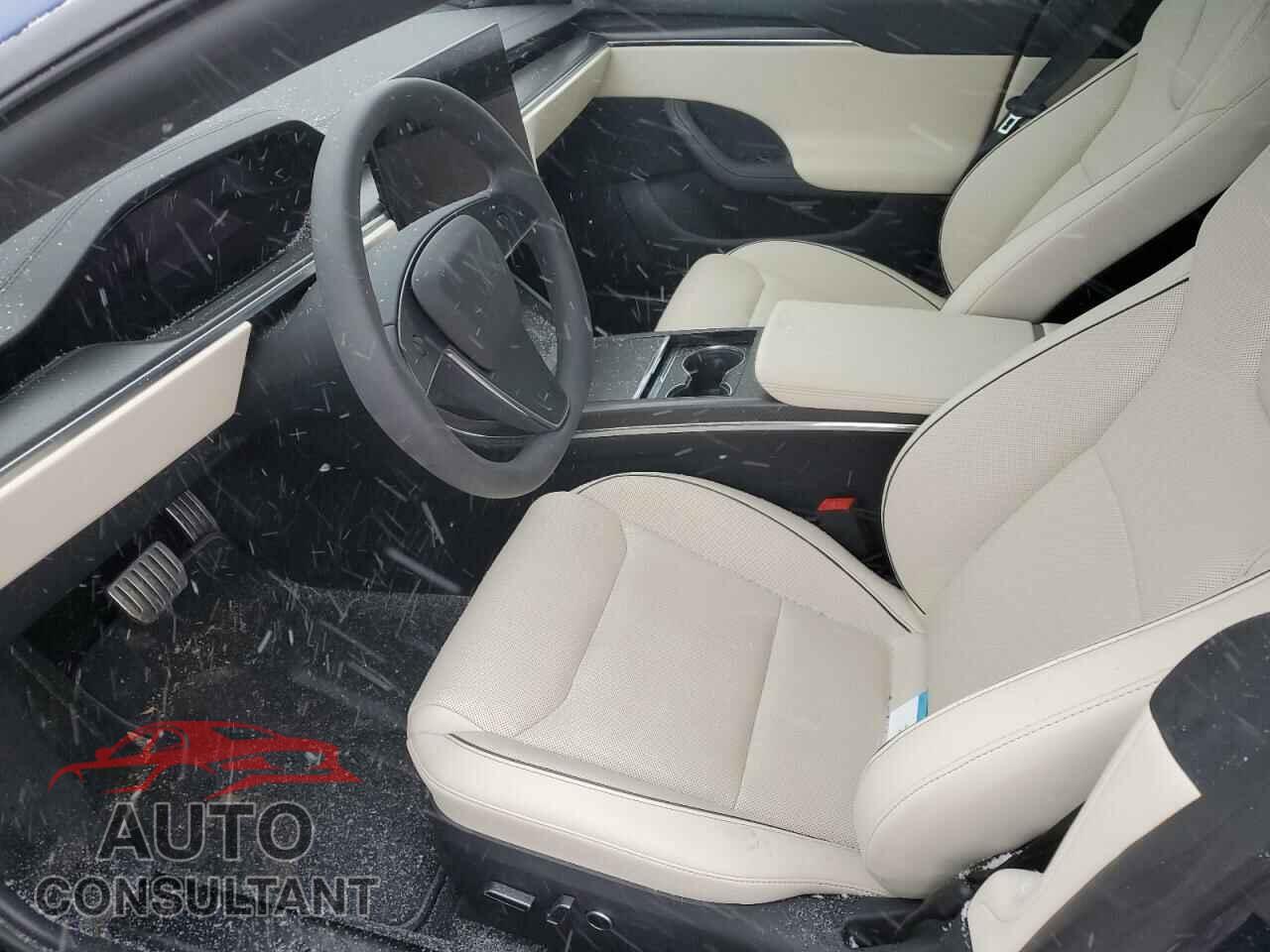TESLA MODEL S 2023 - 5YJSA1E64PF520836