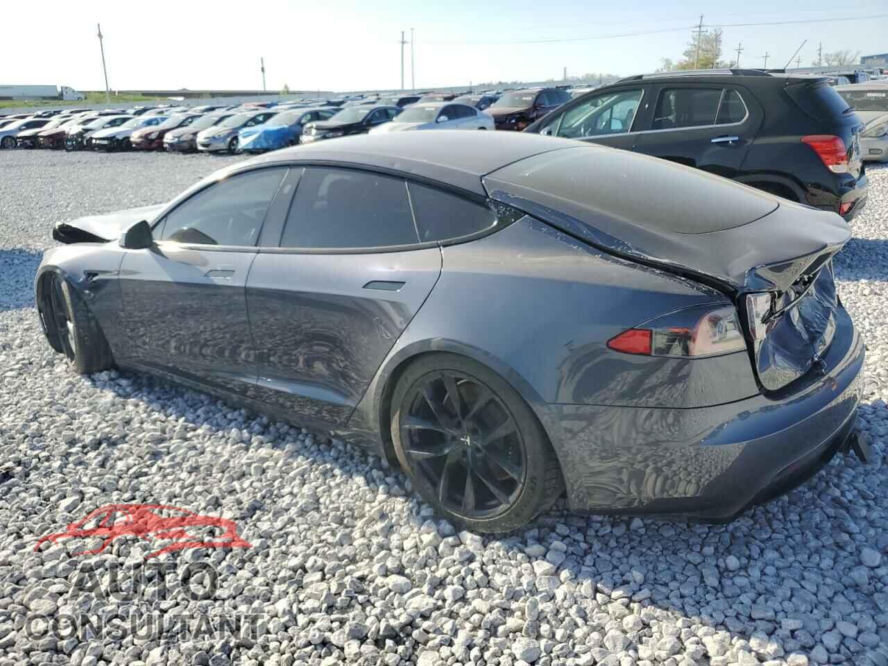 TESLA MODEL S 2021 - 5YJSA1E57MF438845