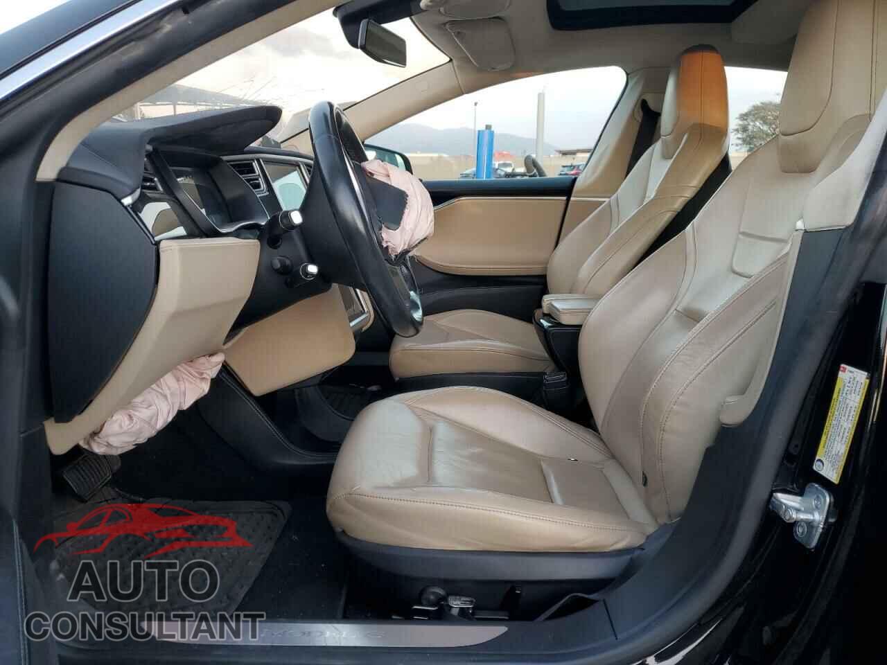 TESLA MODEL S 2015 - 5YJSA1E11FF113463