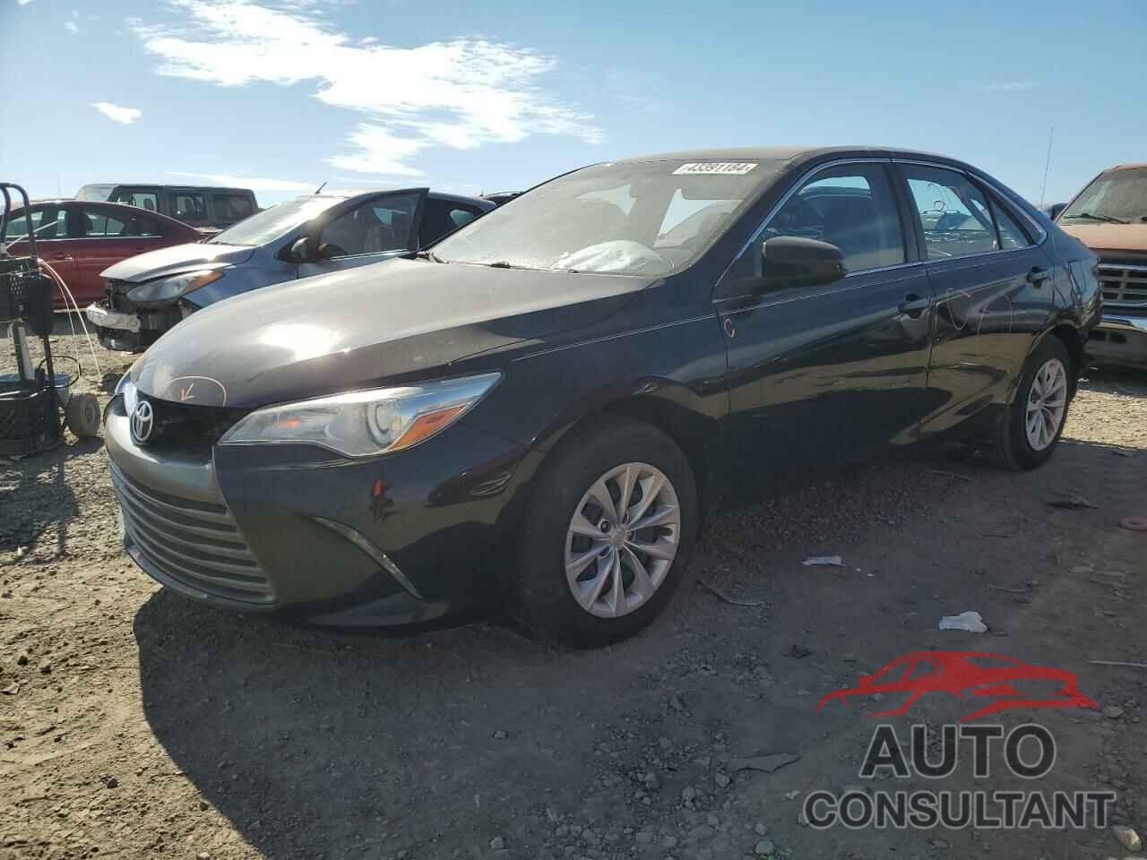TOYOTA CAMRY 2016 - 4T4BF1FKXGR562174