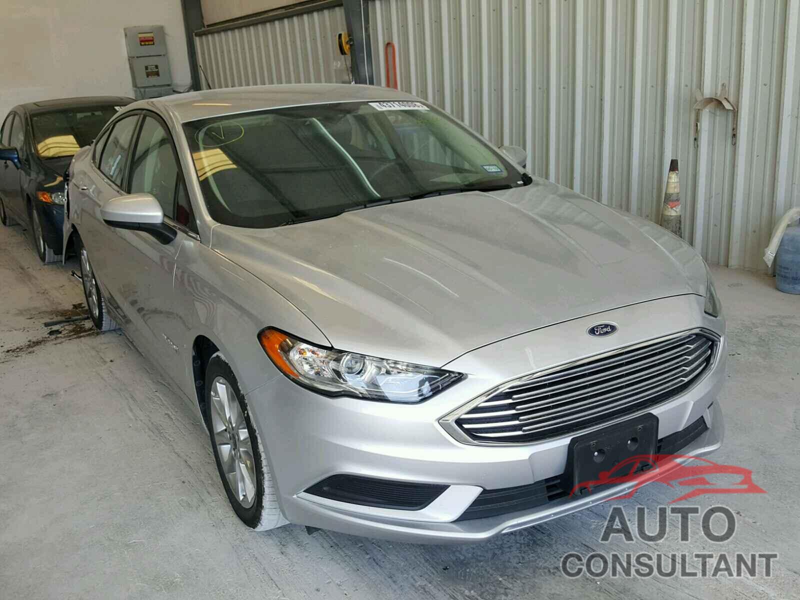 FORD FUSION 2017 - 3FA6P0LU4HR385195