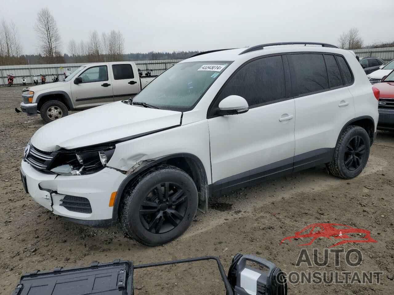 VOLKSWAGEN TIGUAN 2016 - WVGBV7AX9GW574274