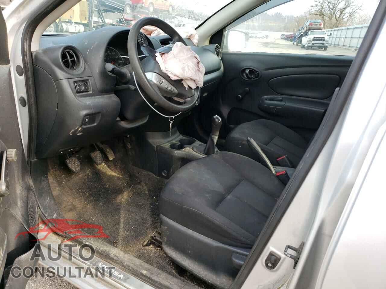 NISSAN VERSA 2016 - 3N1CN7AP1GL871461