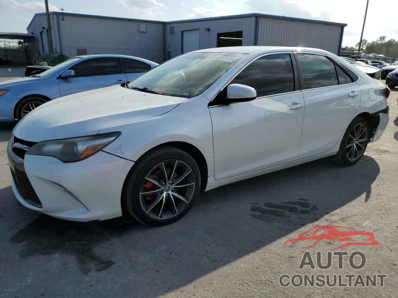 TOYOTA CAMRY 2015 - 4T1BF1FK4FU015359