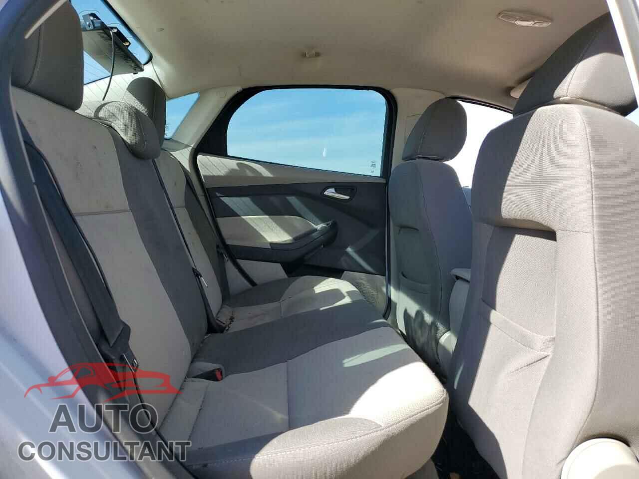 FORD FOCUS 2014 - 1FADP3F20EL224694