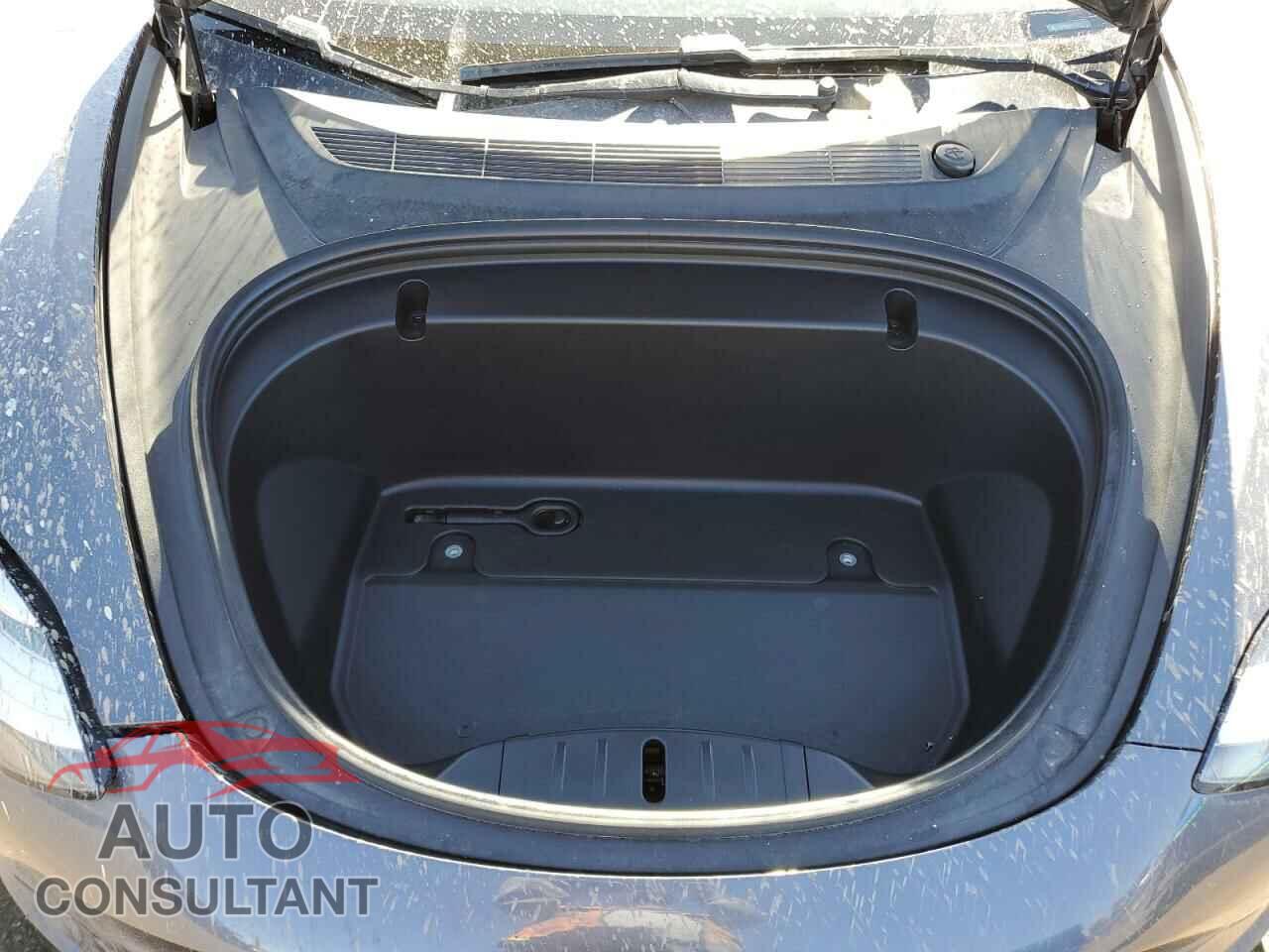 TESLA MODEL 3 2020 - 5YJ3E1EB8LF628277