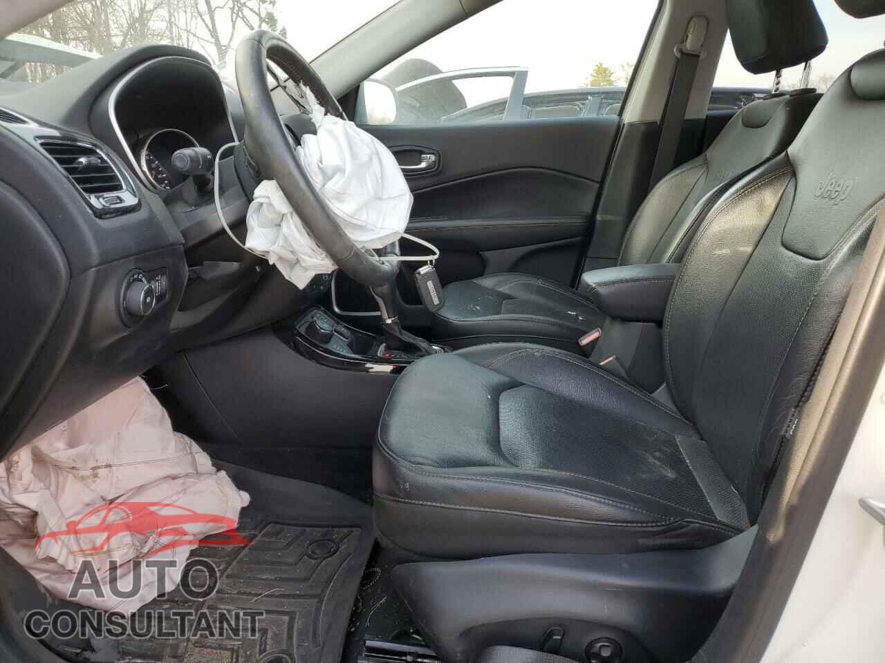 JEEP COMPASS 2018 - 3C4NJDCB3JT238775