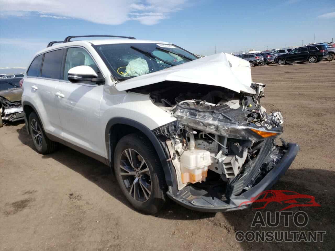 TOYOTA HIGHLANDER 2019 - 5TDBZRFH5KS944960