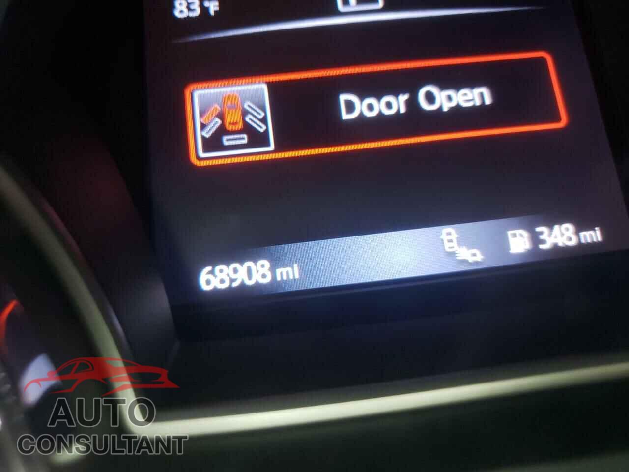 NISSAN PATHFINDER 2016 - 5N1AR2MN2GC611681