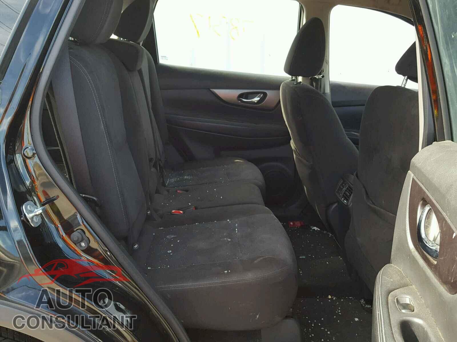 NISSAN ROGUE S 2015 - KNMAT2MT3FP548747