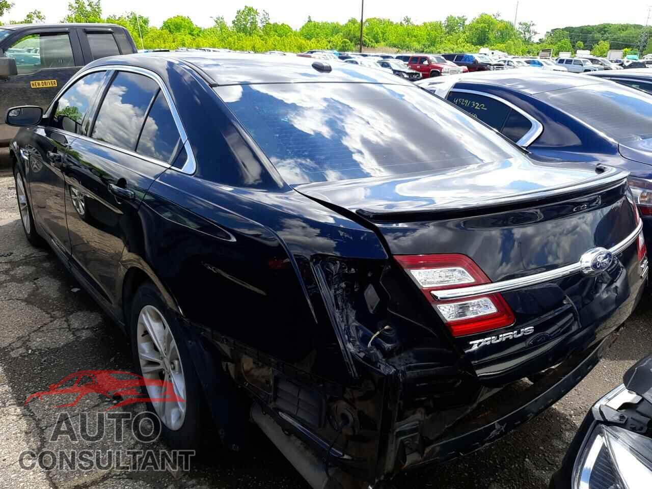 FORD TAURUS 2017 - 1FAHP2E89HG118503