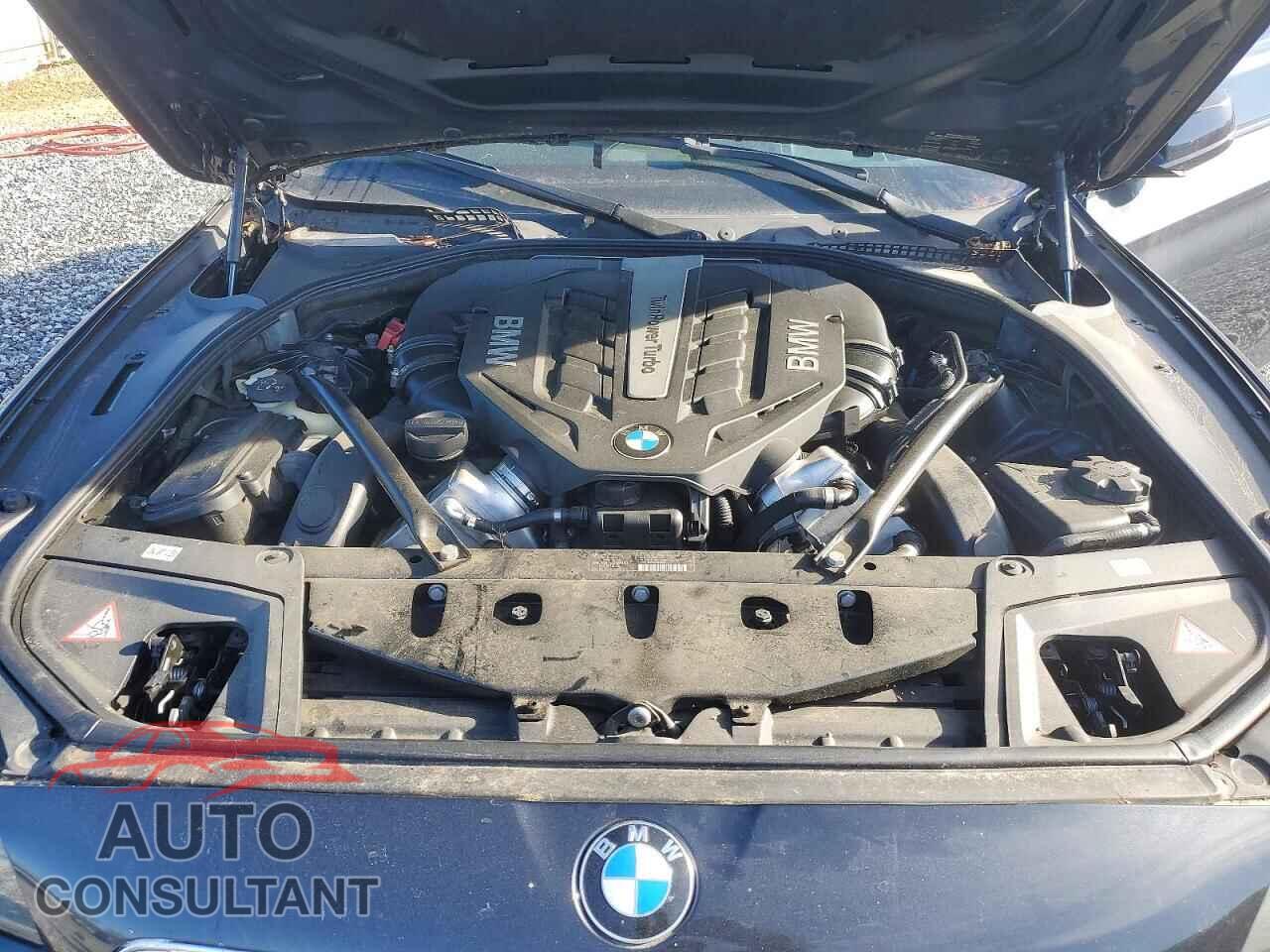 BMW 5 SERIES 2012 - WBAFR9C59CDV58984