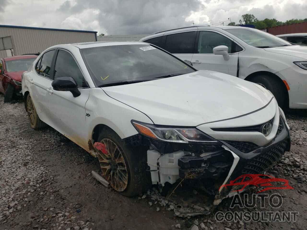 TOYOTA CAMRY 2020 - 4T1G11AK5LU977547