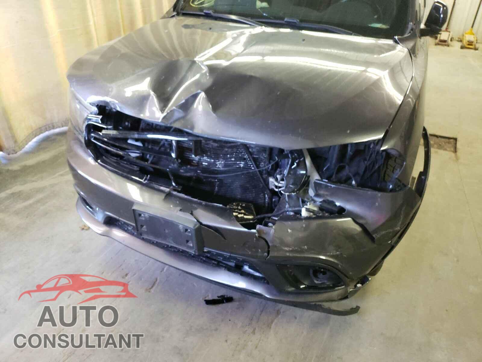 DODGE DURANGO 2018 - 1C4RDJDGXJC355332