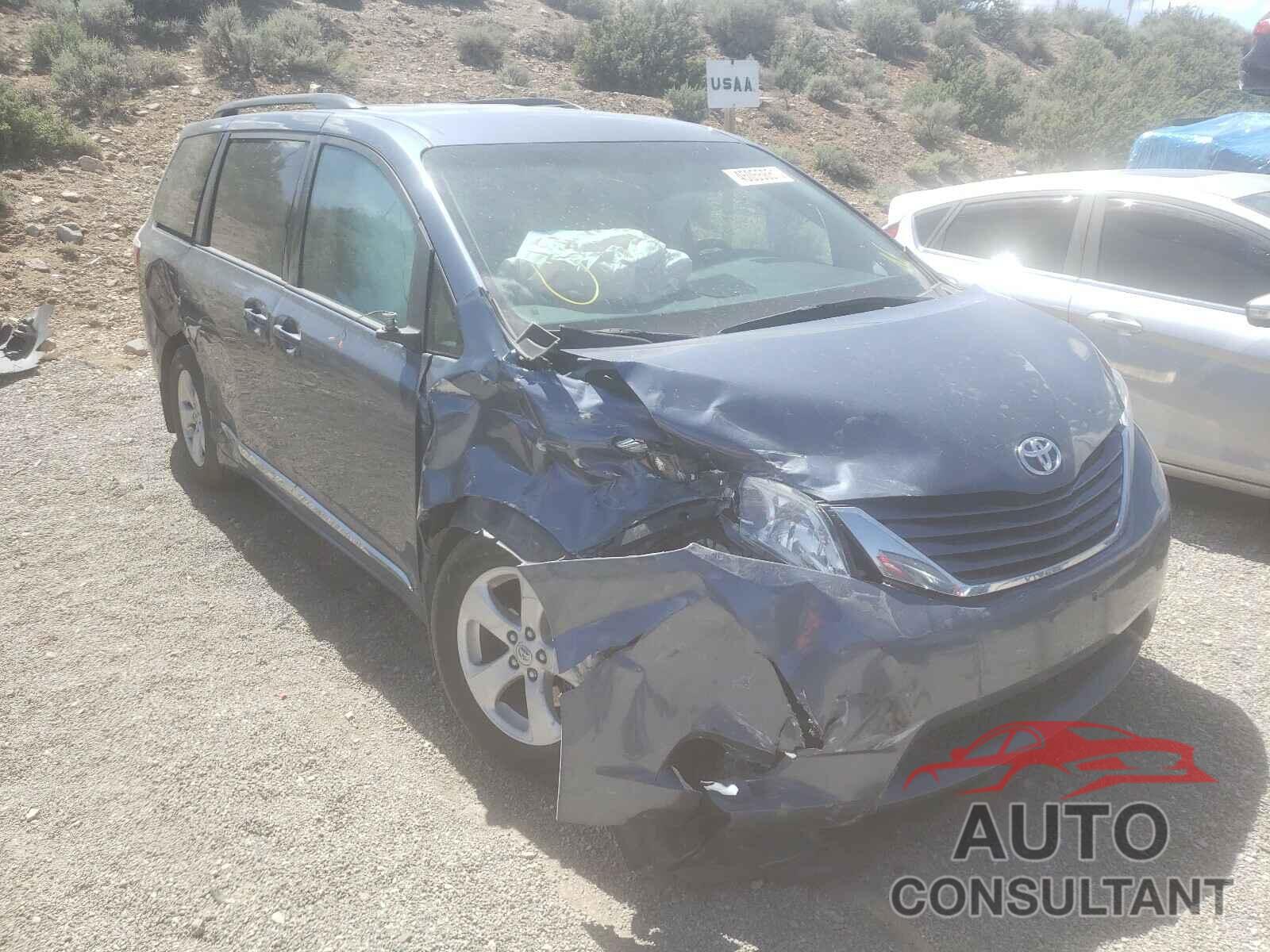 TOYOTA SIENNA 2017 - 5TDKZ3DC6HS847487