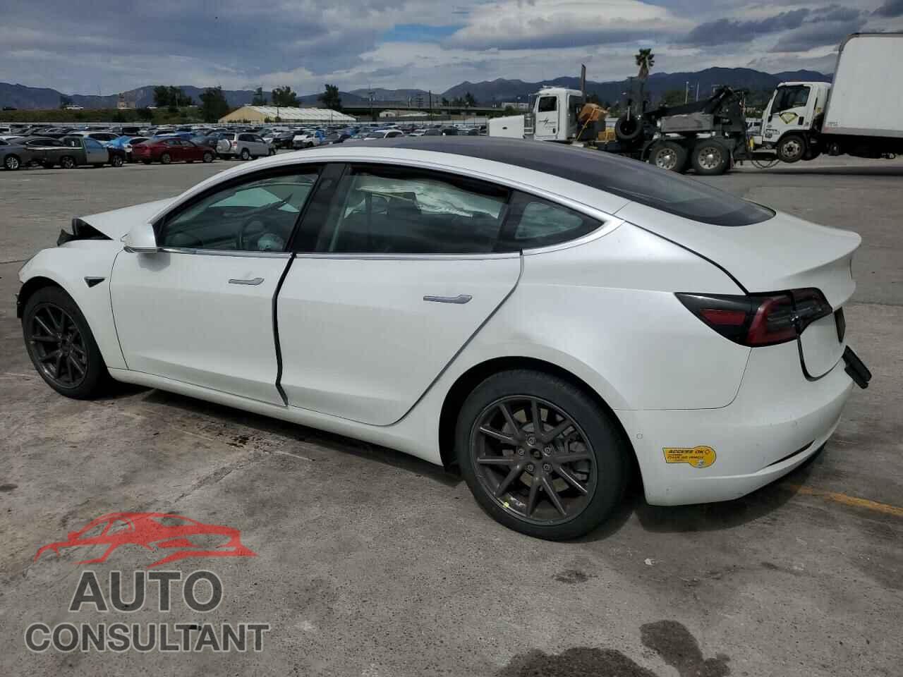 TESLA MODEL 3 2019 - 5YJ3E1EB0KF191518