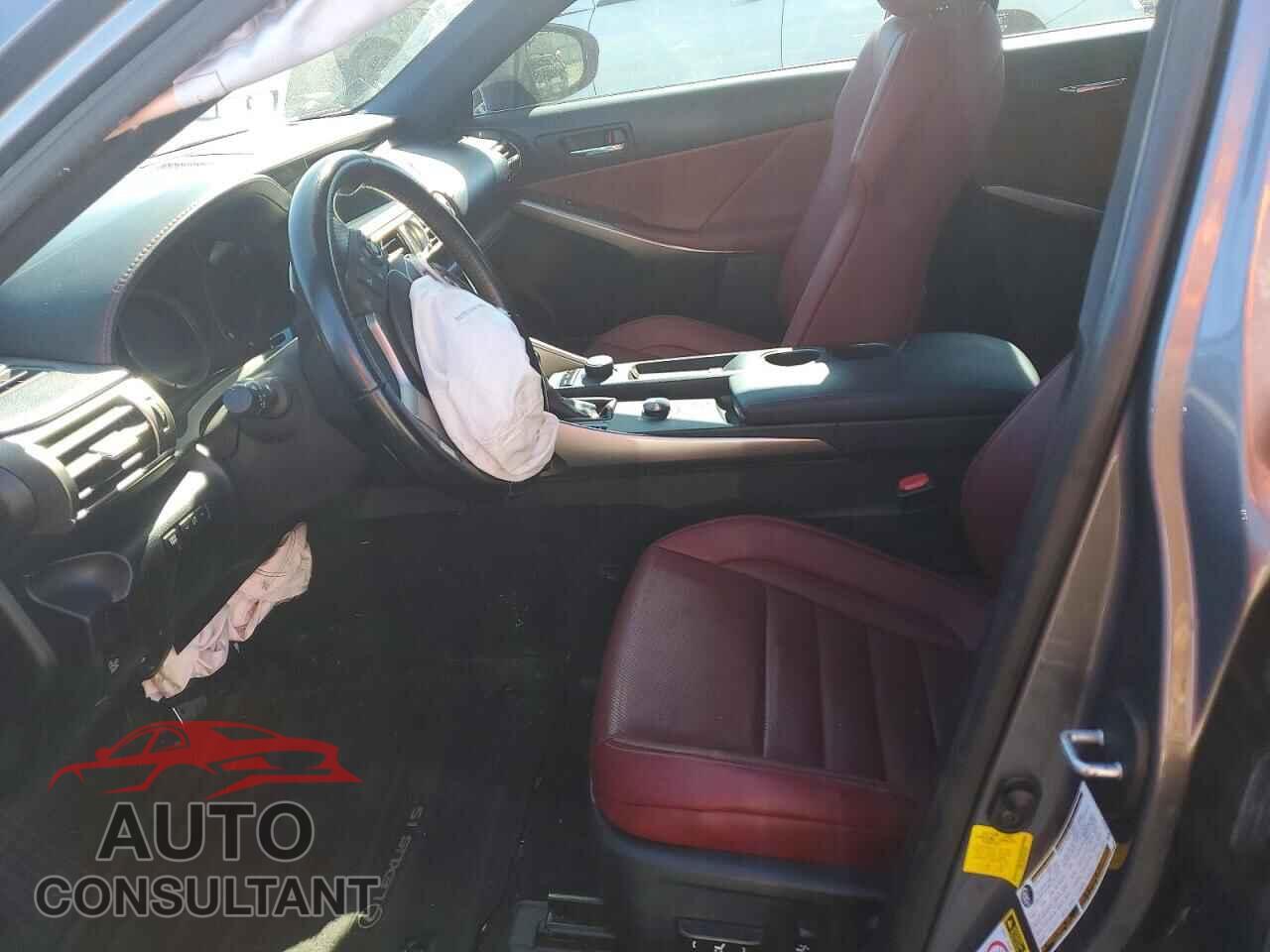 LEXUS IS 2016 - JTHBA1D25G5031280