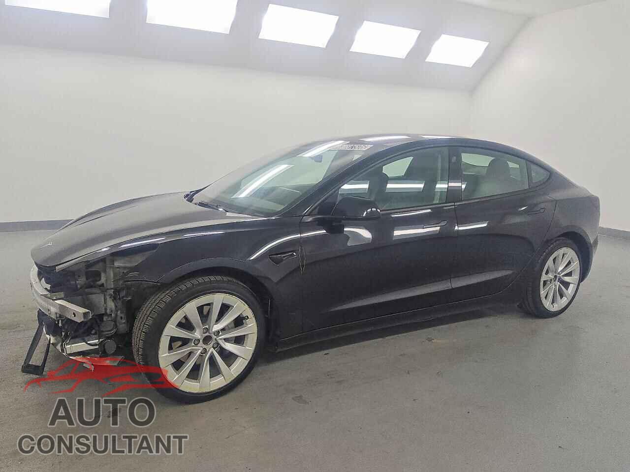 TESLA MODEL 3 2022 - 5YJ3E1EA8NF304529