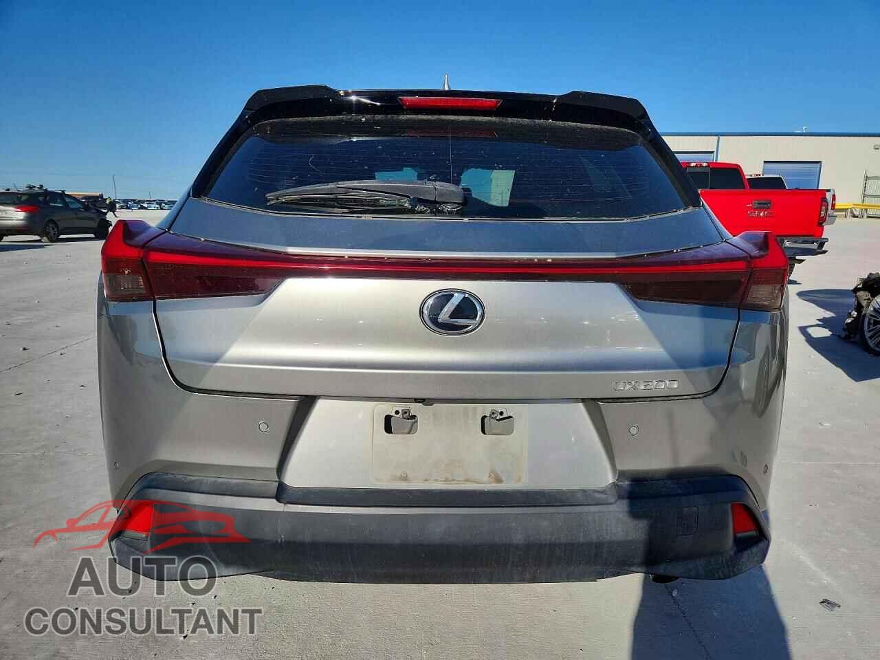 LEXUS UNKNOWN 2019 - JTHY3JBH4K2003931