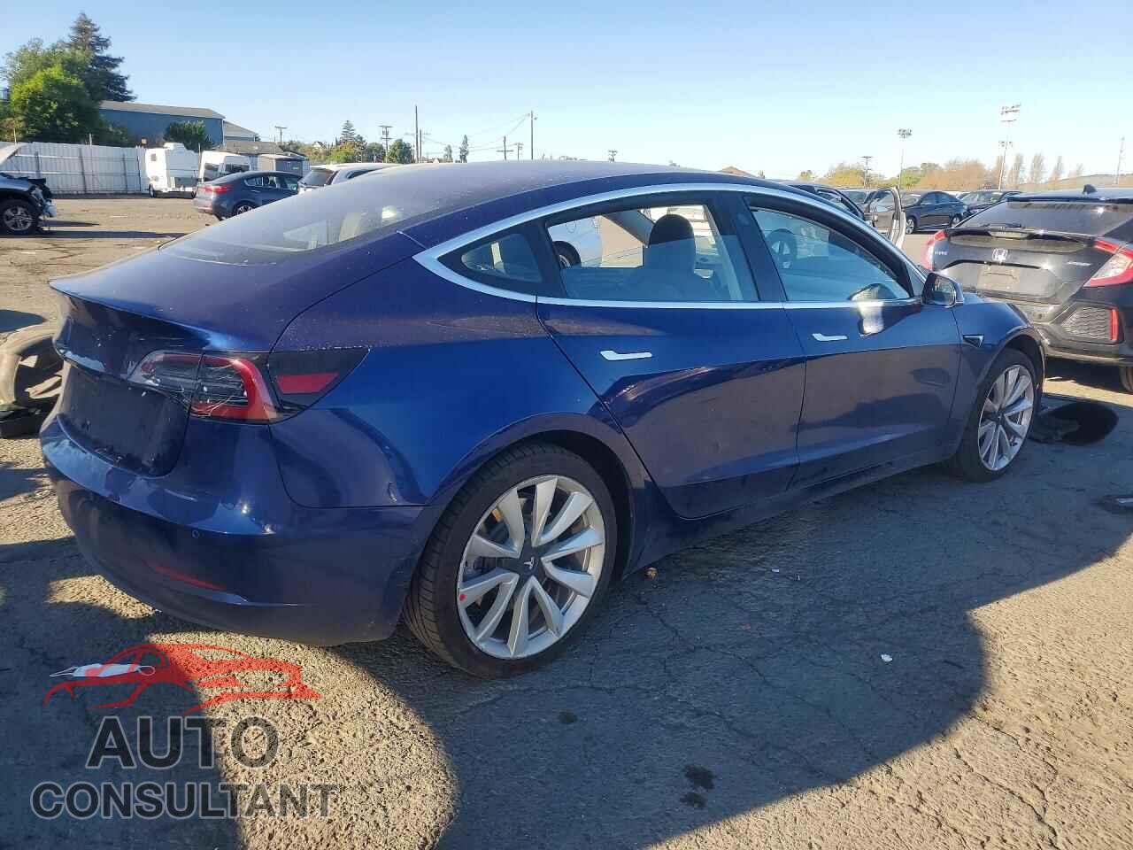 TESLA MODEL 3 2018 - 5YJ3E1EA1JF031220