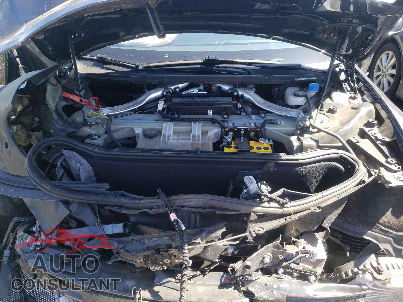 TESLA MODEL S 2018 - 5YJSA1E22JF291285