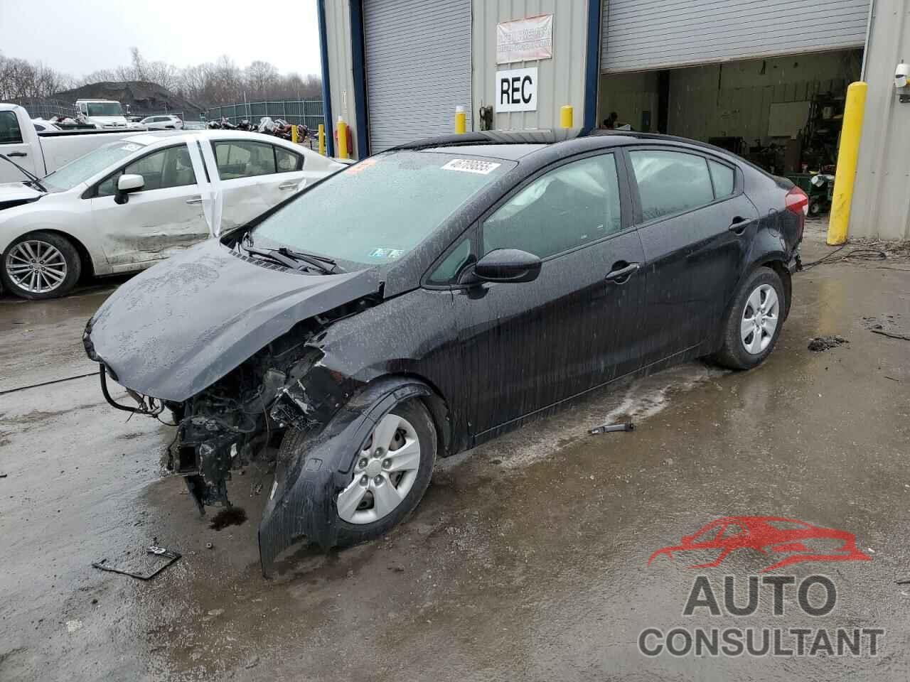 KIA FORTE 2018 - 3KPFL4A78JE199974