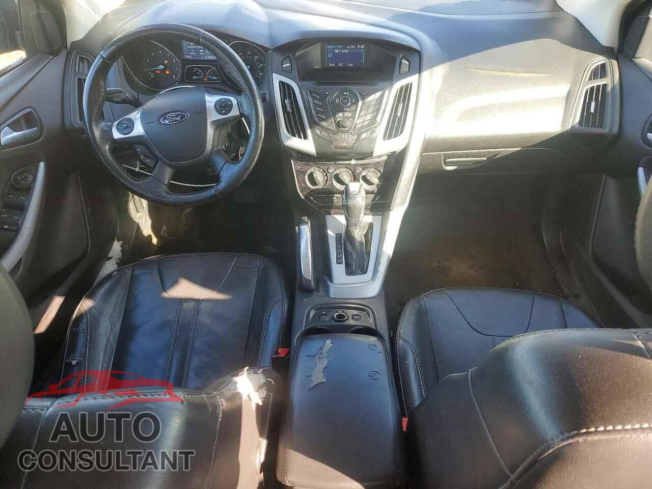 FORD FOCUS 2014 - 1FADP3F20EL143159