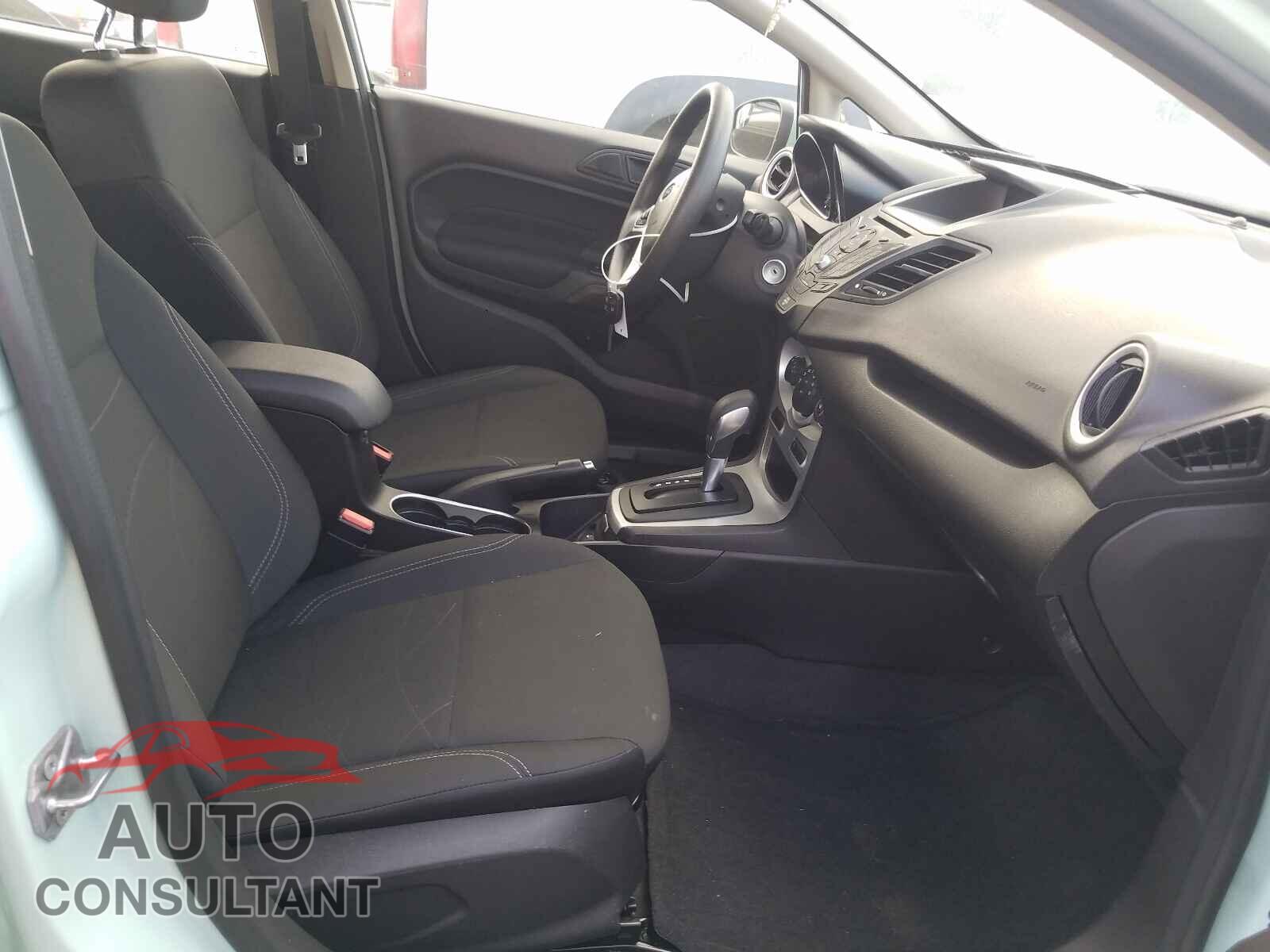 FORD FIESTA 2017 - 3FADP4EJ4HM159639