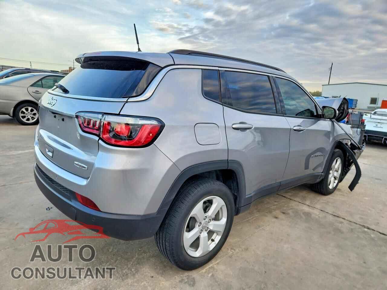 JEEP COMPASS 2018 - 3C4NJDBB9JT413886