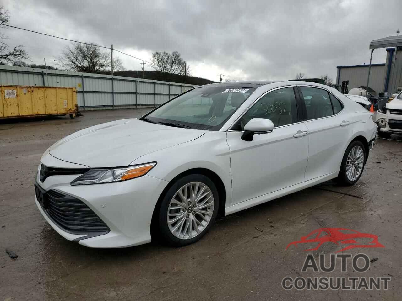 TOYOTA CAMRY 2018 - 4T1BZ1HK5JU009972