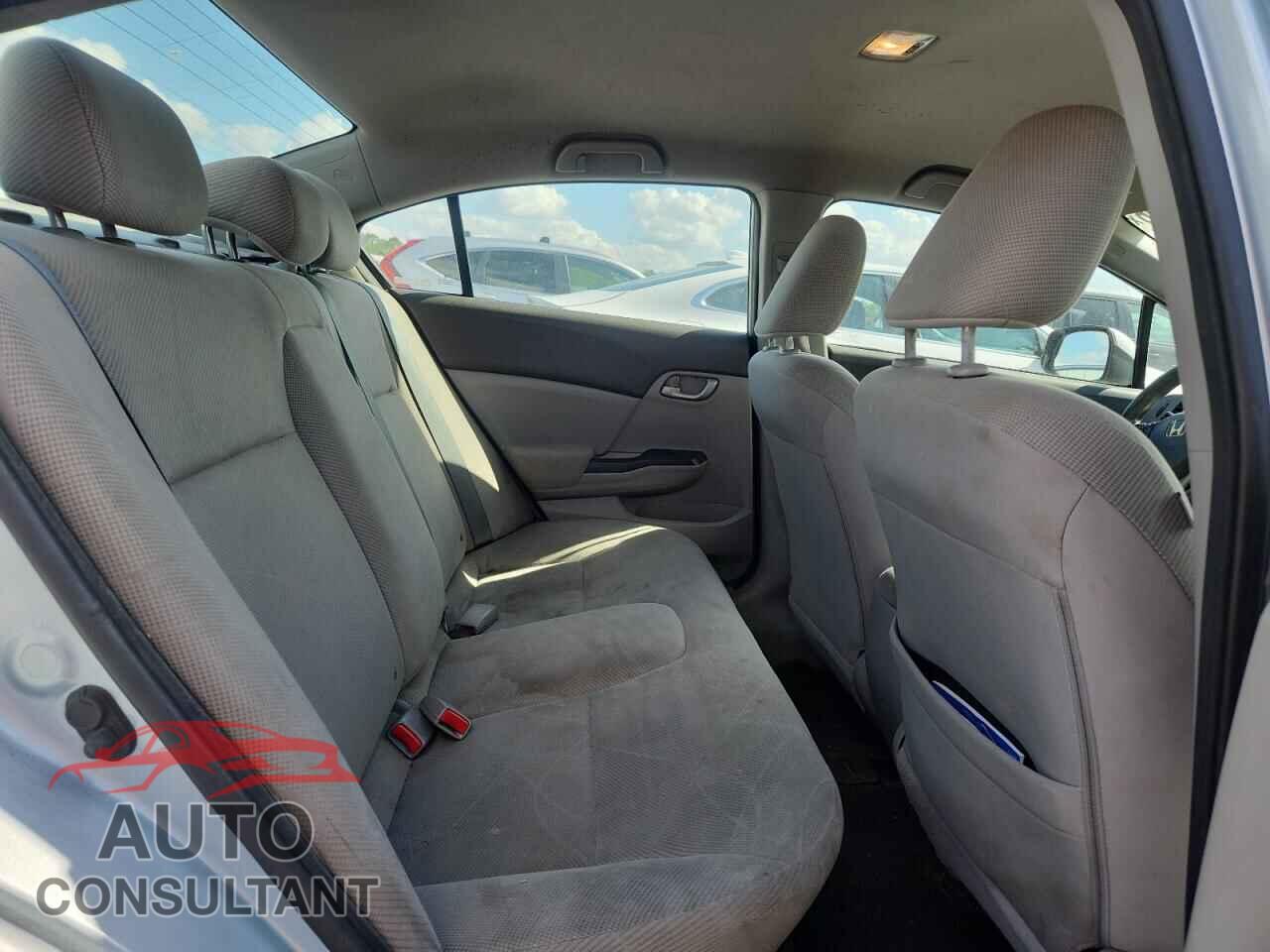HONDA CIVIC 2012 - 2HGFB2F56CH528002