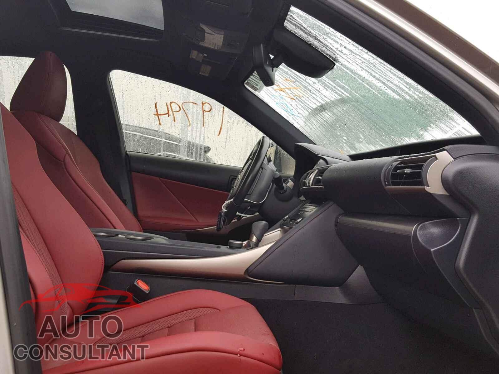 LEXUS IS 2017 - JTHBA1D25H5040353